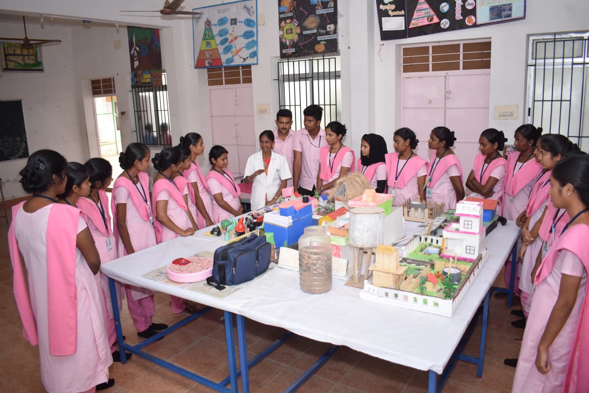 M.Sc Medical Surgical Nursing students in practical lab training at JKKN College of Nursing